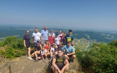 Tradicionalni odlazak na vrh Čevo sa učenicima 8.b razreda